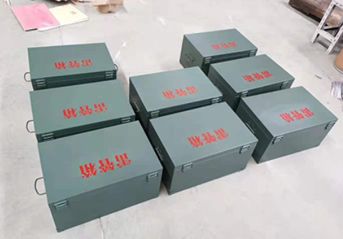 嵩县炸药箱和雷管箱一般是怎么存放的？